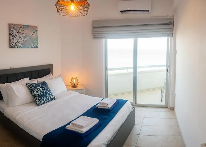 Quattro Beachfront Sea View Ap 53 Appartement Larnaca