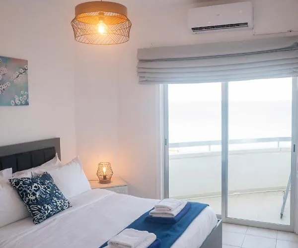 Quattro Beachfront Sea View Ap 53 Appartement Larnaca